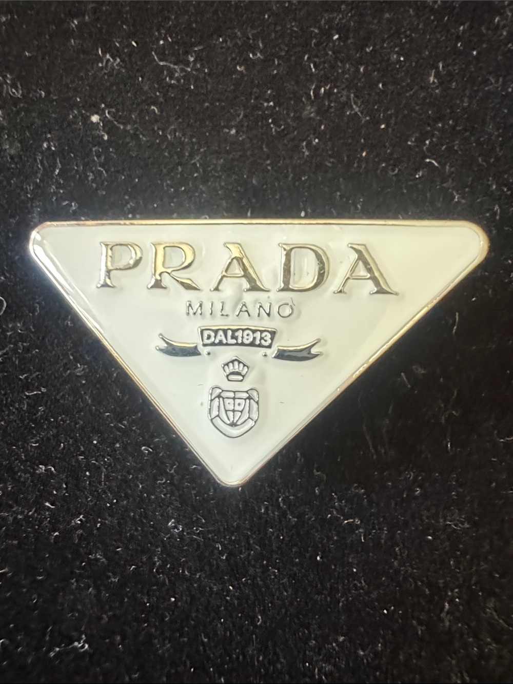 Brooch Triangle - Picture 3 of 4